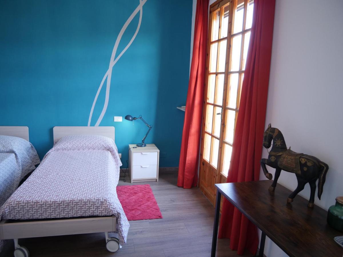 B&B Des Artistes Borzano Exterior photo